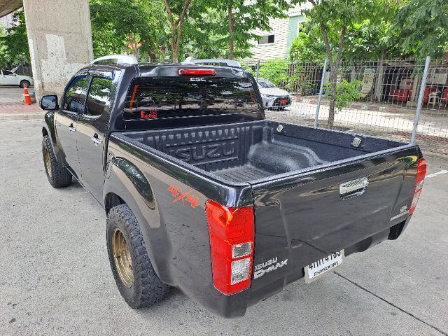 Isuzu D-MAX 2013 3.0 V-Cross Z Prestige 4WD Pickup ดีเซล ไม่ติดแก๊ส เกียร์ธรรมดา ดำ รูปที่ 2