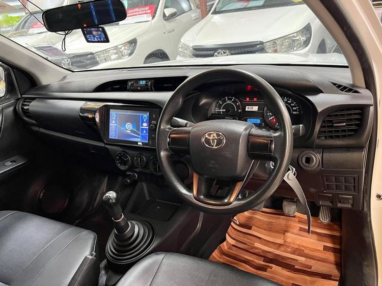 Toyota Hilux Revo 2022 2.4 Entry Pickup ดีเซล ไม่ติดแก๊ส เกียร์ธรรมดา ขาว รูปที่ 3