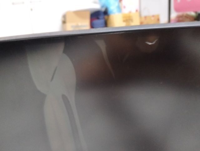 ขายซากจอคอมพิวเตอร์ Samsung Odyssey G5 Color Display 27นิ้ว LC27G55TQWEXXT DC19V 2.1A ใช้งานได้ตามปกติ แต่หน้าจอมุมบนขวาแตก รูปที่ 2