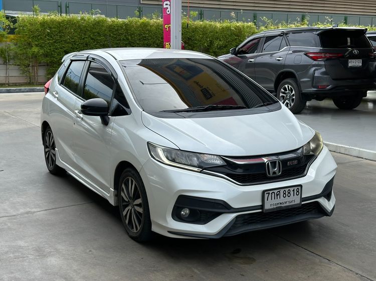 Honda Jazz 2018 1.5 V Sedan เบนซิน ไม่ติดแก๊ส เกียร์อัตโนมัติ ขาว รูปที่ 3