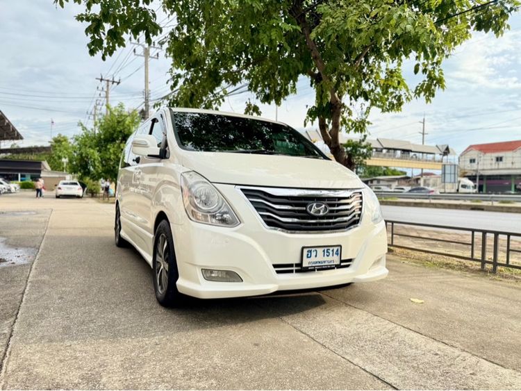 Hyundai H-1  2016 2.5 Executive Utility-car ดีเซล ไม่ติดแก๊ส เกียร์อัตโนมัติ ขาว รูปที่ 2