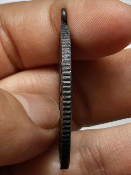 เหรียญหลวงพ่อคง วัดบางกะพ้อม ขอบสตางค์ ทองแดงรมดำ รูปที่ 4