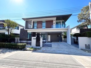 ขายบ้านเดี่ยว รีโนเวทใหม่ พร้อมโซลาร์เซลส์ หมู่บ้านมัณฑนา 4 อ่อนนุช วงเเหวน 4 ใกล้ Mega Bangna