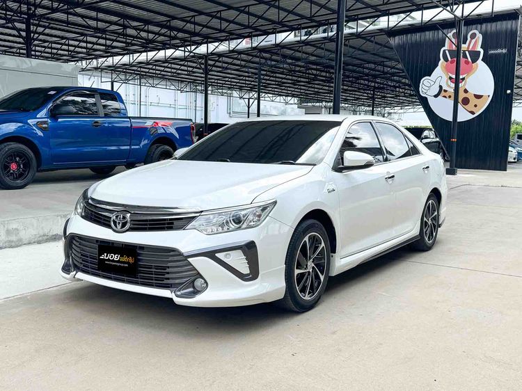 Toyota Camry 2015 2.0 G Extremo Sedan เบนซิน ไม่ติดแก๊ส เกียร์อัตโนมัติ ขาว