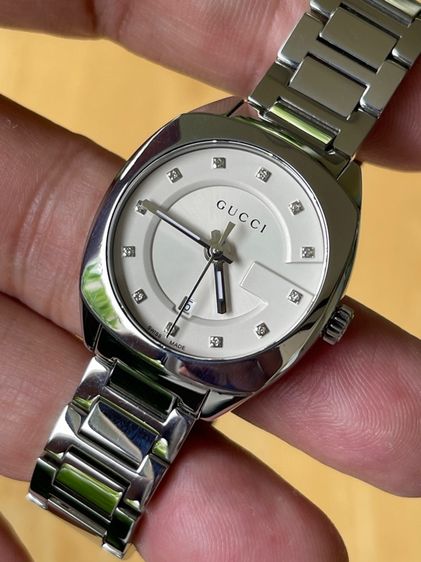 GUCCI GG2570 G Frame 29 mm Diamond Stainless Steel Black Dial YA142504 รูปที่ 12