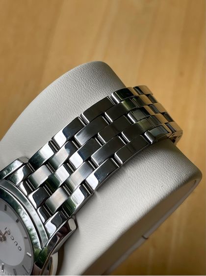 GUCCI 5500XL 38 mm Silver Dial Swiss Quartz Steel Men’s Watch YA005212 รูปที่ 6