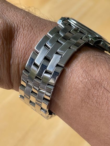 GUCCI 5500M 34 mm Gray Dial Swiss Quartz Steel Men’s Watch  รูปที่ 15