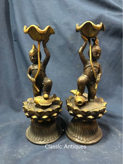 เชิงเทียน เด็กถือใบบัว ทองเหลืองสะสม รูปที่ 5