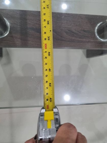 โต๊ะกลางรับแขก แผ่นท็อปกระจกนิรภัยหนา 8 มิล พร้อมขาโต๊ะไม้ MDF แข็งแรงทนทาน (สินค้ามือสอง) รูปที่ 6