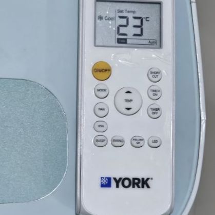 York แอร์เคลื่อนที่ 12,000 BTU รุ่น Polar รูปที่ 3