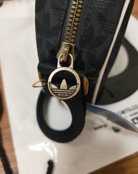 adidas ของแท้ กระเป๋าสะพาย  รูปที่ 2