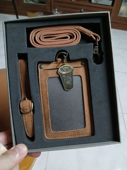 ที่คล้องบัตรพนักงาน 