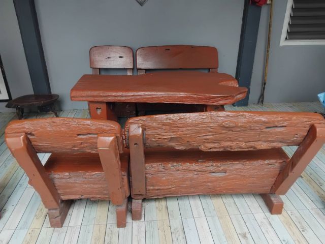 อื่นๆ ชุดโต๊ะนั่งไม้สัก