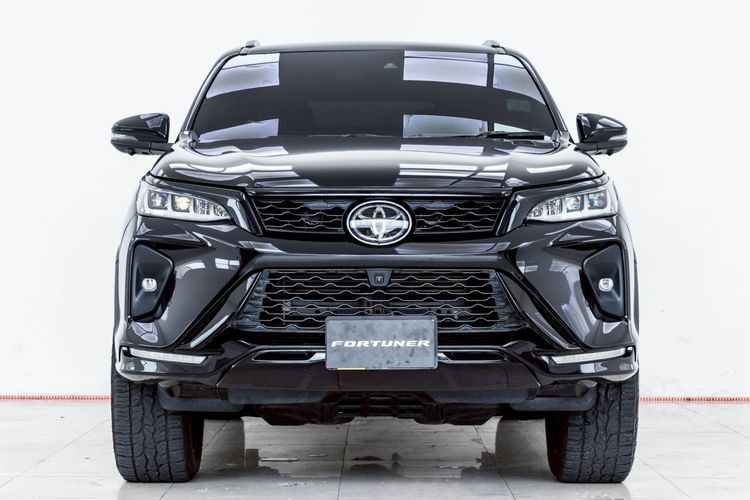 Toyota Fortuner 2021 2.8 Legender Utility-car ดีเซล ไม่ติดแก๊ส เกียร์อัตโนมัติ ดำ รูปที่ 4