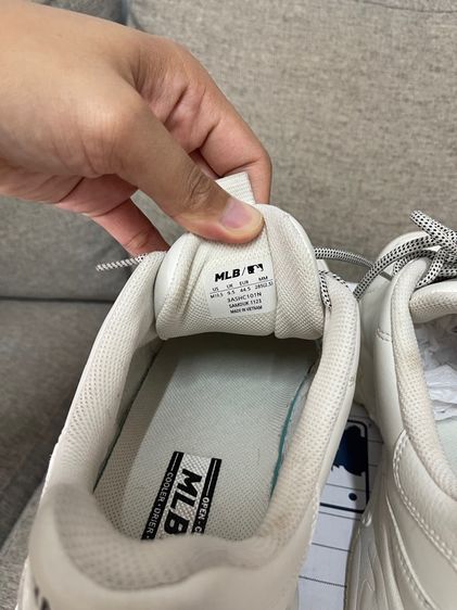 รองเท้า MLB สภาพสวย แท้ รูปที่ 5