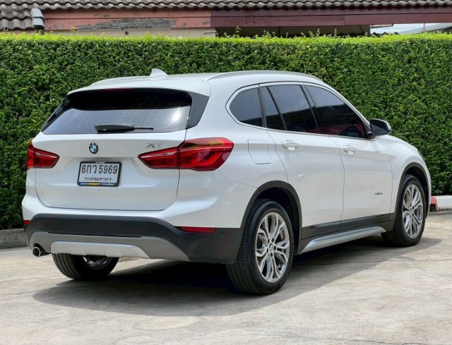 BMW X1 2015 2.0 sDrive18d xLine Utility-car ดีเซล ไม่ติดแก๊ส เกียร์อัตโนมัติ ขาว รูปที่ 3