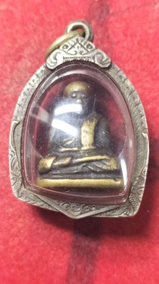 หลวงพ่อเงินวัดบางคลานพิมพ์นิยม