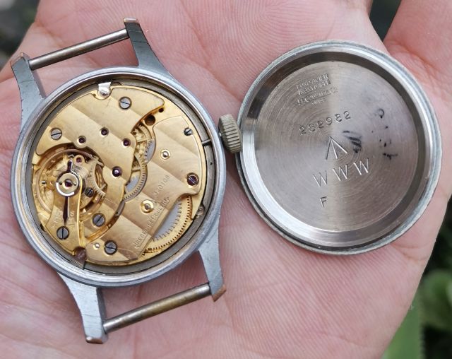 นาฬิกาทหารวินเทจ Vintage Jaeger Lecoultre Dirty​ Dozen​ WWII Military Watch ไขลาน สุดสายทหาร ราคาแบ่งปันครับ รูปที่ 9