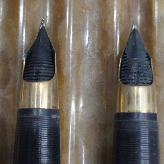 ปากกาหัวแร้งโบราณ Sheaffer s หัวทองคำ 14K พร้อมแท่นเสียบหินอาเกตยุคปี 70-80 สภาพสมบูรณ์ รูปที่ 13