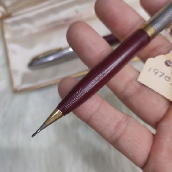 ชุดดินสอ ปากกาหมึก หัวแร้ง แบรนด์ Sheaffer's White dot fountain pen pencil พร้อมกล่องเดิมยุค 70s  สภาพพร้อมใช้  รูปที่ 6