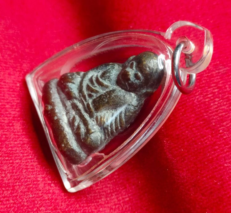 💟 หลวงพ่อเงิน รุ่นปืนแตก ปี28 พิมพ์นิยมเศียรโต รูปที่ 4