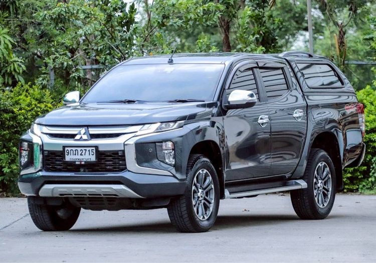 รถ Mitsubishi Triton 2.4 GT Premium 4WD สี เทา