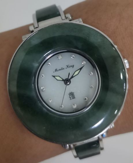 นาฬิกาหยกแท้ กล่องใบครบ ราคาดีที่สุดครับ หายากมากๆ รูปที่ 4