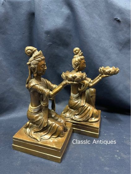 เชิงเทียน เทพถือดอกบัว ทองเหลืองสะสม รูปที่ 8