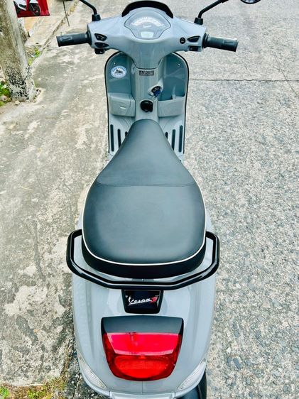 Vespa S125 3V IE IGET ปี2023 วิ่ง2000โล กุญแจชิพ2ดอก สด-ผ่อน รูปที่ 7