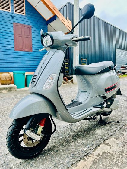 Vespa S125 3V IE IGET ปี2023 วิ่ง2000โล กุญแจชิพ2ดอก สด-ผ่อน รูปที่ 5