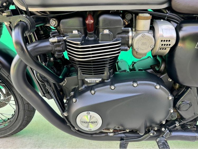 TRIUMPH BONNEVILLE T120 BLACK 2021 จด 2022  รูปที่ 18
