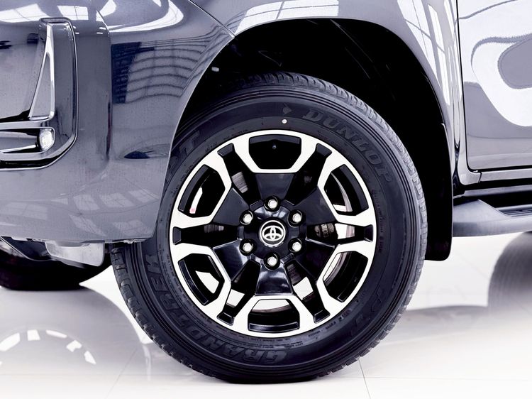 Toyota Hilux Revo 2021 Double Cab 2.4 Mid Prerunner Pickup ดีเซล ไม่ติดแก๊ส เกียร์ธรรมดา ดำ รูปที่ 4
