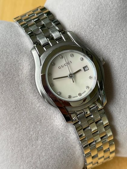 GUCCI Round face Watches Mother of Pearl Diamond 5500L Quartz Silver Dial Women รูปที่ 17
