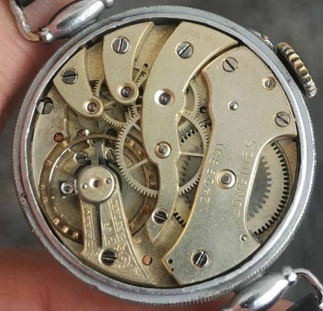 นาฬิกา Vintage Longines Trench Watch Cal.13.82 (Years 1910) หน้ากระเบื้อง เข็มบลูสตีล ไขลาน หายากมาก แบ่งปันถูกที่สุดหลักพันครับ รูปที่ 12
