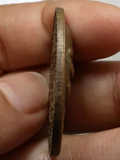 เหรียญหลวงปู่ผ่าน ผ่านตลอด รูปที่ 4