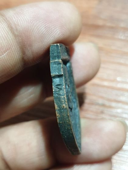 เหรียญหล่อหลวงปู่พวง วัดสหกรณ์รังสรรค์

สภาพสวย ตอกโค๊ตชัดเจน หายาก ไม่ต้องวัดดวงวัดใจแท้ตาเปล่า รูปที่ 7