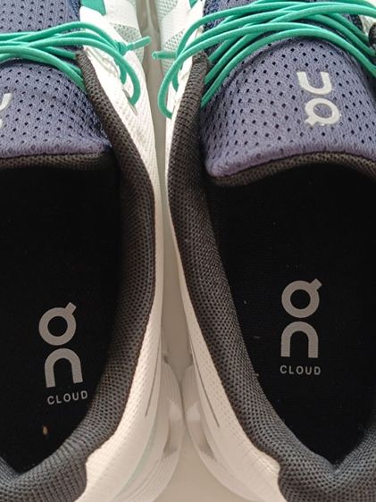 ขาย On Cloud size 43-275cm สีขาว สภาพสวย ใส่สบายเบามาก ของแท้ รูปที่ 5