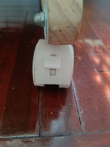 เตียงไม้แท้เด็ก มีล้อล็อค  รูปที่ 4