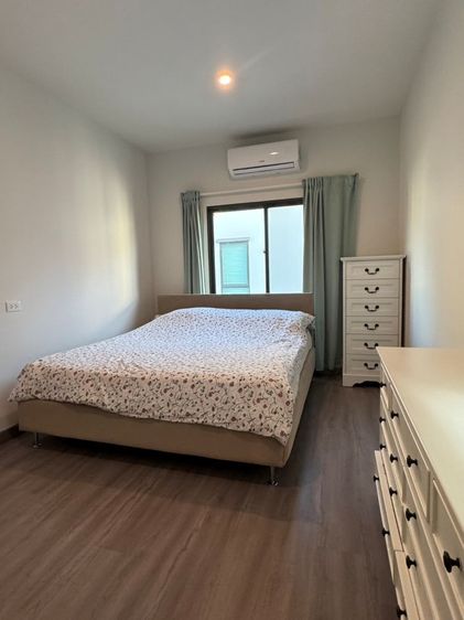 ตกแต่งครบ ขายบ้านเดี่ยว 2 ชั้น โครงการสราญสิริ รามคำแหง สไตล์โมเดิร์น 50 ตรว. 3 ห้องนอน ทำเลดีใกล้มอเตอร์เวย์ กรุงเทพกรีฑา รูปที่ 4