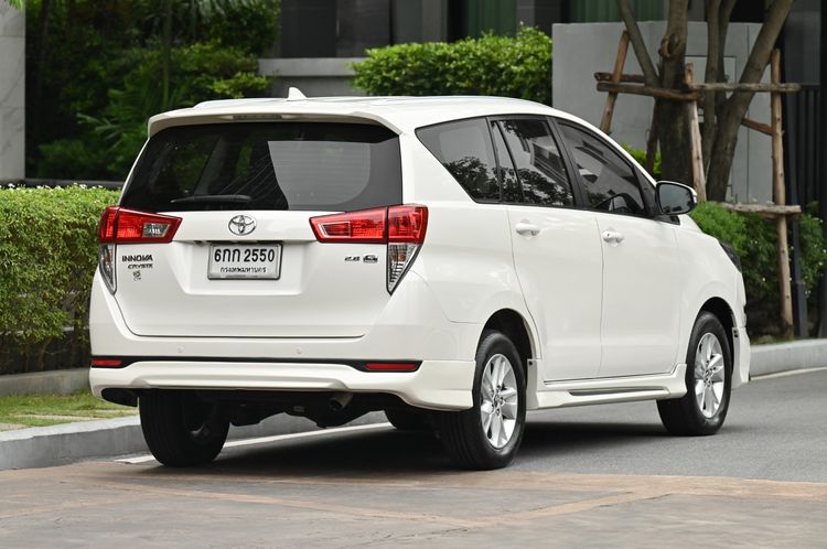 Toyota Innova 2017 2.8 Crysta G Utility-car ดีเซล ไม่ติดแก๊ส เกียร์อัตโนมัติ ขาว รูปที่ 4