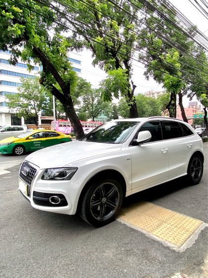 Audi Audi Q5  2011 2.0 TFSI Quattro 4WD Utility-car เบนซิน ไม่ติดแก๊ส เกียร์อัตโนมัติ ขาว