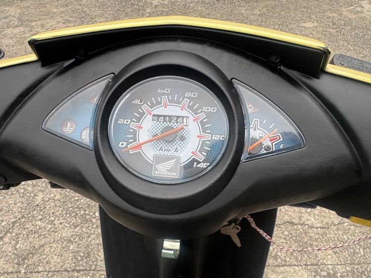 HONDA Click 110 คาร์บูออโต้ สตาร์ทมือ เครื่องดีมาก สีสวยมาก ต้องมาดูของจริง  รูปที่ 4