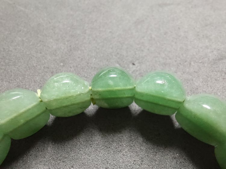 สร้อยข้อมือหยกพม่าแท้ สีเขียวสวยงามมาก รูปที่ 3