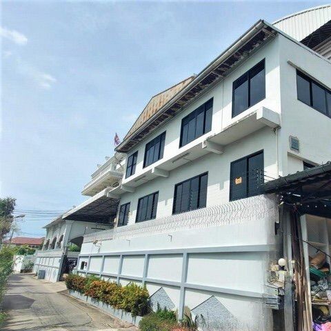 โรงงาน📌สำนักงาน📌ออฟฟิศ📌ขาย🔥ในราคาประเมิน🔥 เหมาะผู้ที่ต้องการมีพื้นที่ใช้สอยมากๆเพราะมีพื้นที่ใช้สอยมากกว่า 3,500 ตรม รูปที่ 4