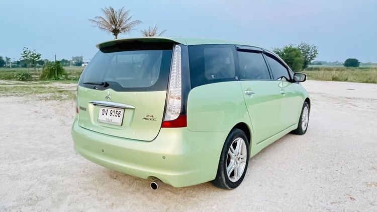 Mitsubishi Space Wagon 2009 2.4 GLS Utility-car เบนซิน ไม่ติดแก๊ส เกียร์อัตโนมัติ เขียว รูปที่ 3
