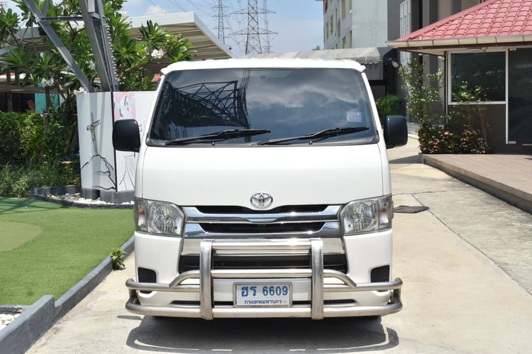 Toyota Hiace 2014 3.0 D4D Van ดีเซล ไม่ติดแก๊ส เกียร์ธรรมดา ขาว รูปที่ 2