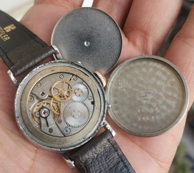 นาฬิกา Vintage Movado Triple Calendar Gold Cap (Pink Gold) โลโก้มือ ไขลาน ของสวยหายาก ราคาดีๆครับ รูปที่ 10