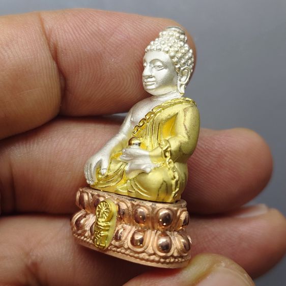 พระกริ่งสิริโภคา สธ. เนื้อเงินชุบสามกษัตริย์ รุ่นสร้างอุโบสถเฉลิมพระเกียรติ วัดบวรนิเวศวิหาร ปี2543 พร้อมกล่องเดิม รูปที่ 6