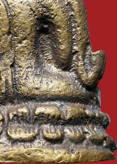 ผิวมะกรูด 🔆 เก่าเก็บ 🔐 พระพุทธชินราชอินโดจีน วัดสุทัศน์ ปี 2485 พิมพ์ต้อใหญ่ บัวขีด เนื้อทองผสม รูปที่ 18