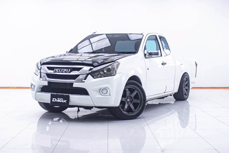 รถ Isuzu D-MAX 1.9 S สี ขาว